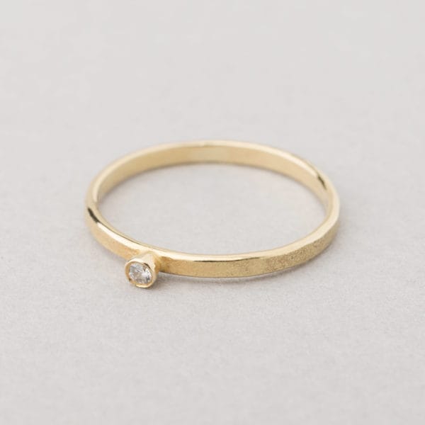 Wouters & Hendrix Gold - hammered diamond ring ⋆ LockStock